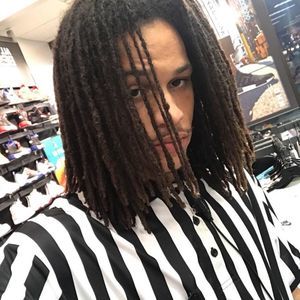 Meet your Posher, Elijah